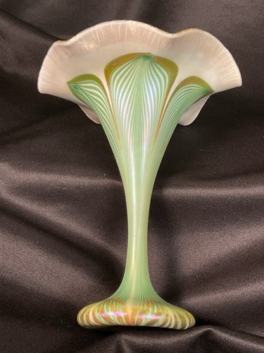 Quezal flower form pulled - quezal,